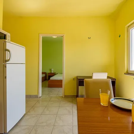 Apartamento 1 Bedroom Gorgeous In *